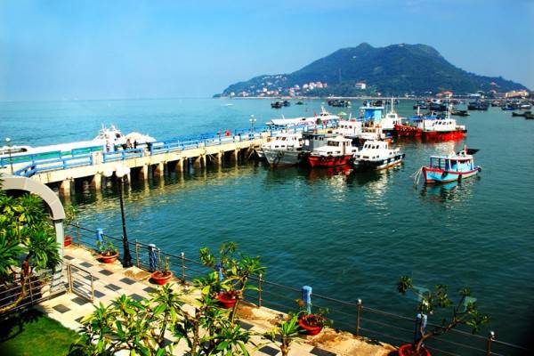 Ghé thăm quan cảng Cầu Đá - Vũng Tàu