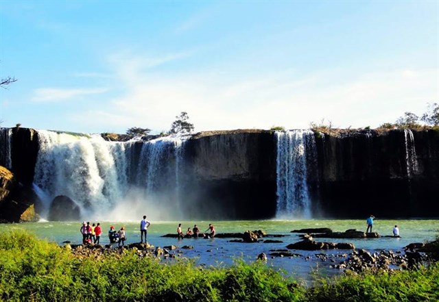 Khu du lịch cụm thác Đray Sáp – Gia Long – Trinh Nữ